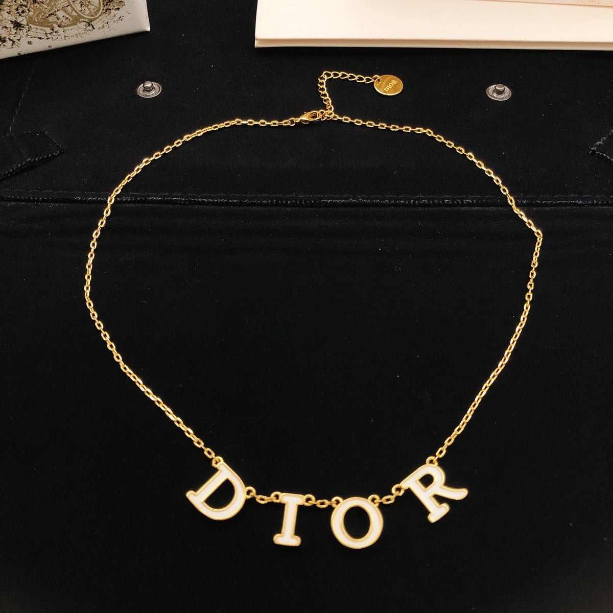 Graphic Letter Motif Pendant Necklace in Polished Metal-Tone – Design 009 side detail
