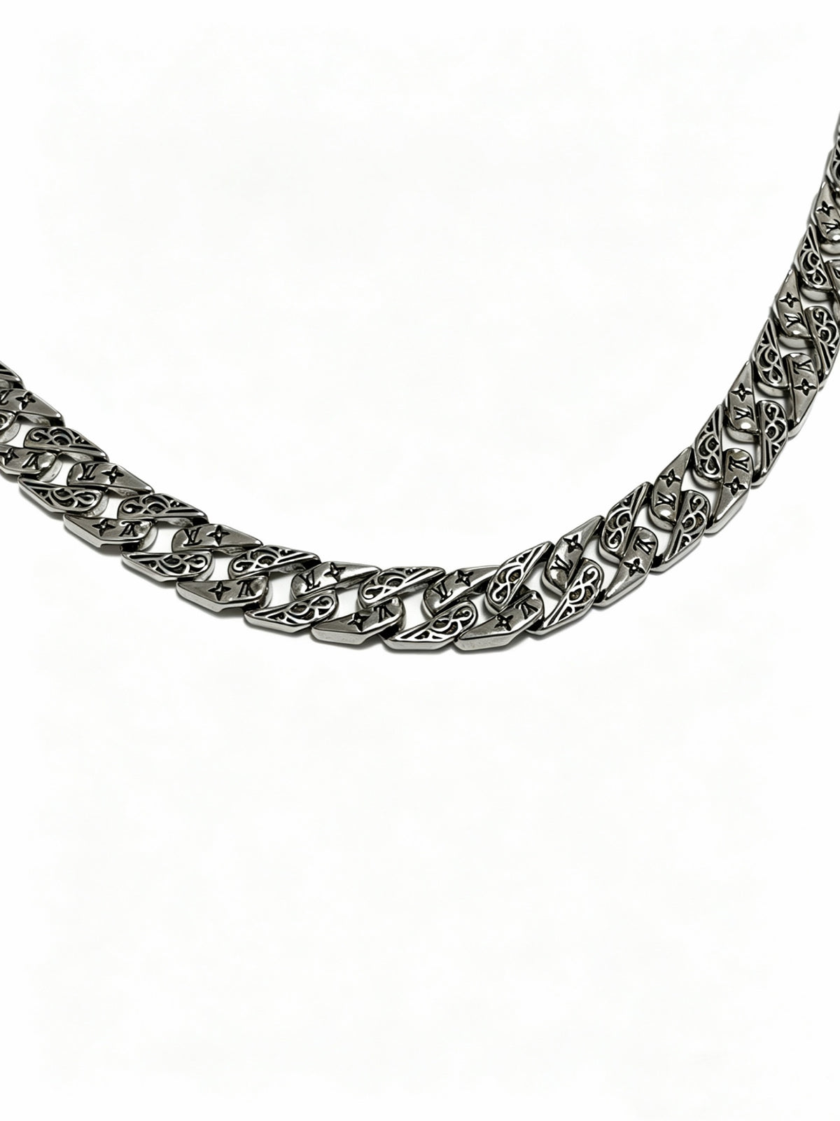 Chain Pendant Necklace in Silver-Tone – Design 021 front product view
