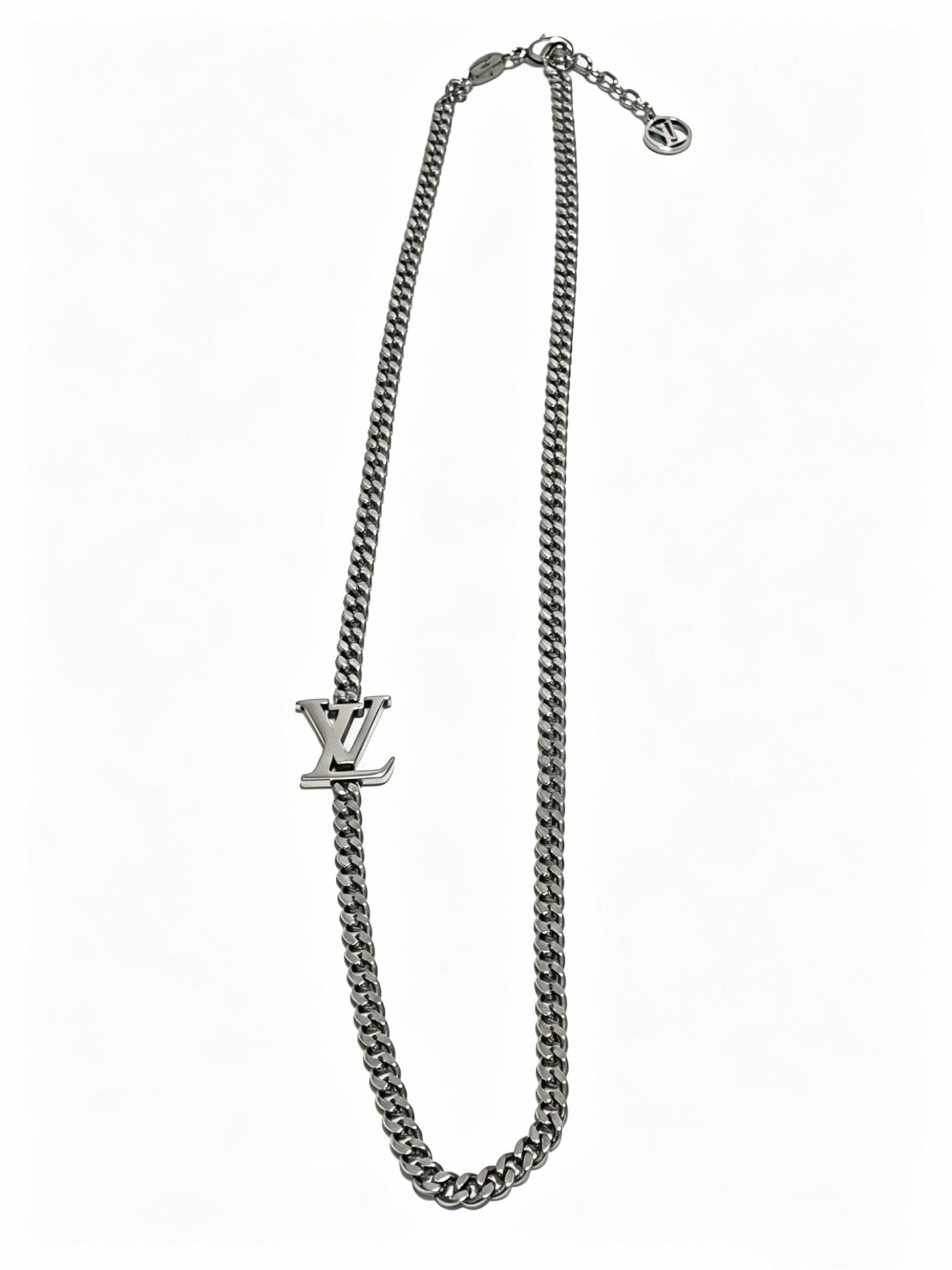 Chain Pendant Necklace in Silver-Tone – Design 013 main product view