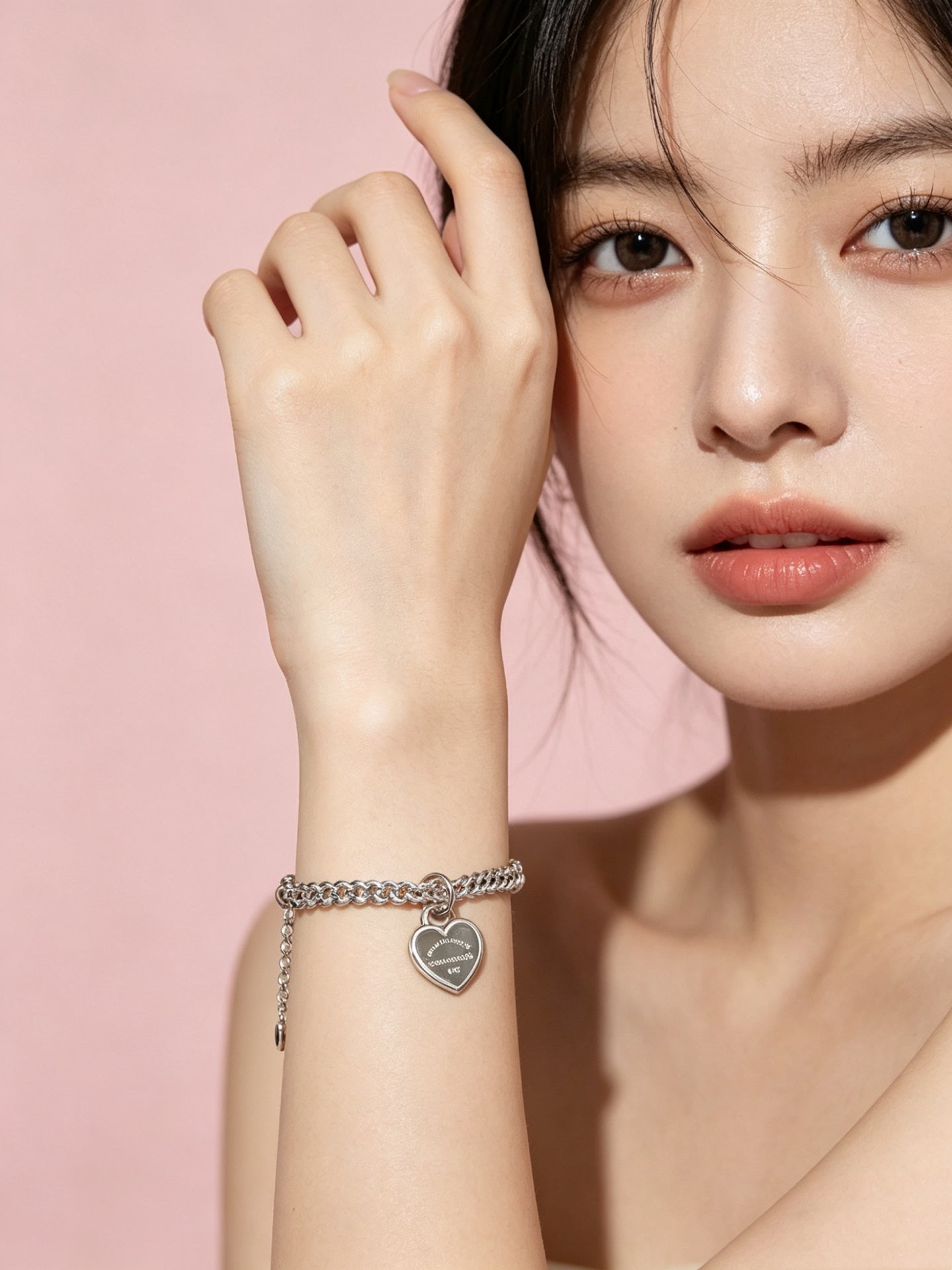 Signature Motif Bracelet in Silver-Tone – Vintage Detail – Design 36 front product view