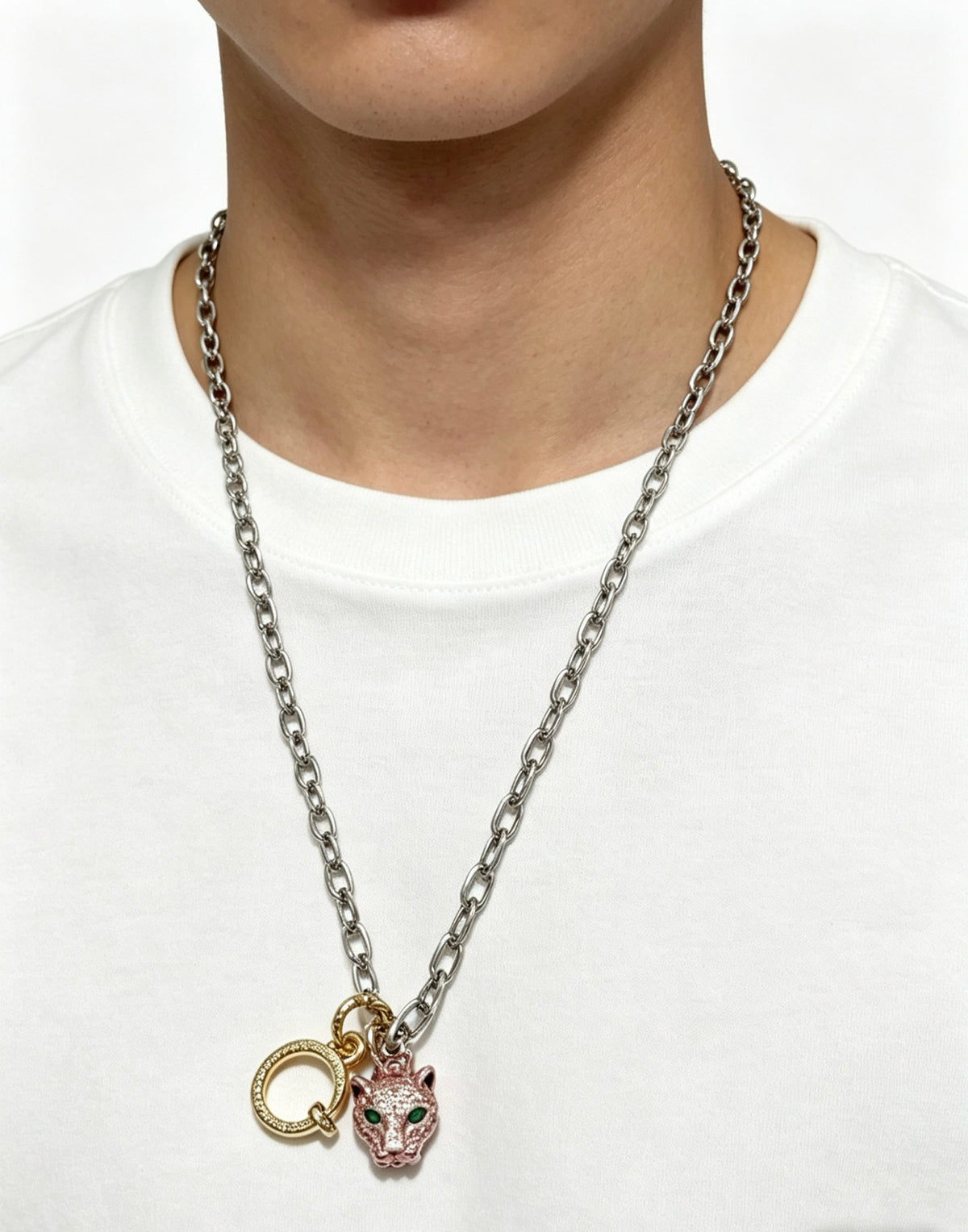 Sculptural Pendant Necklace in Gold-Tone – Design 05 side detail