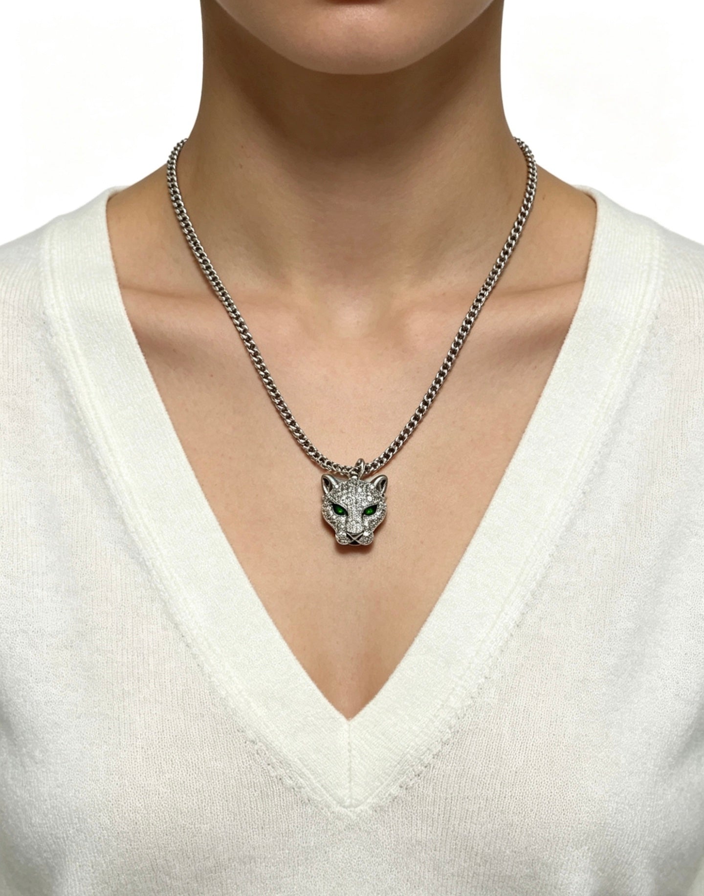 Sculptural Pendant Necklace in Gold-Tone – Design 04 close-up detail