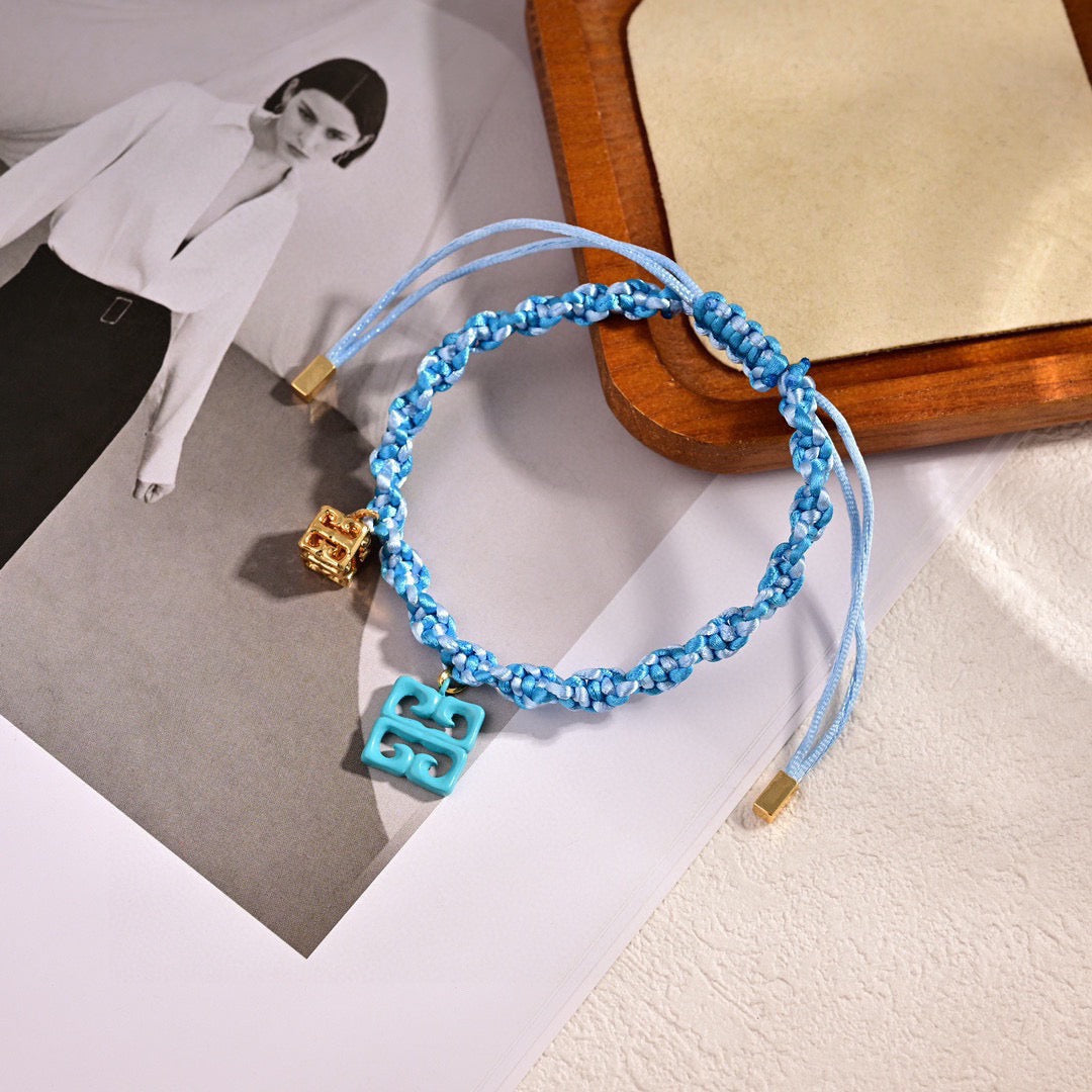 Infinity Cord Bracelet – Multicolor styled detail
