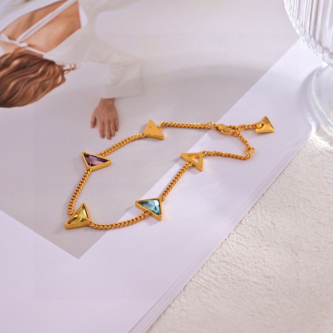 Signature Emblem Bracelet in Gold-Tone – Design 02 detail view