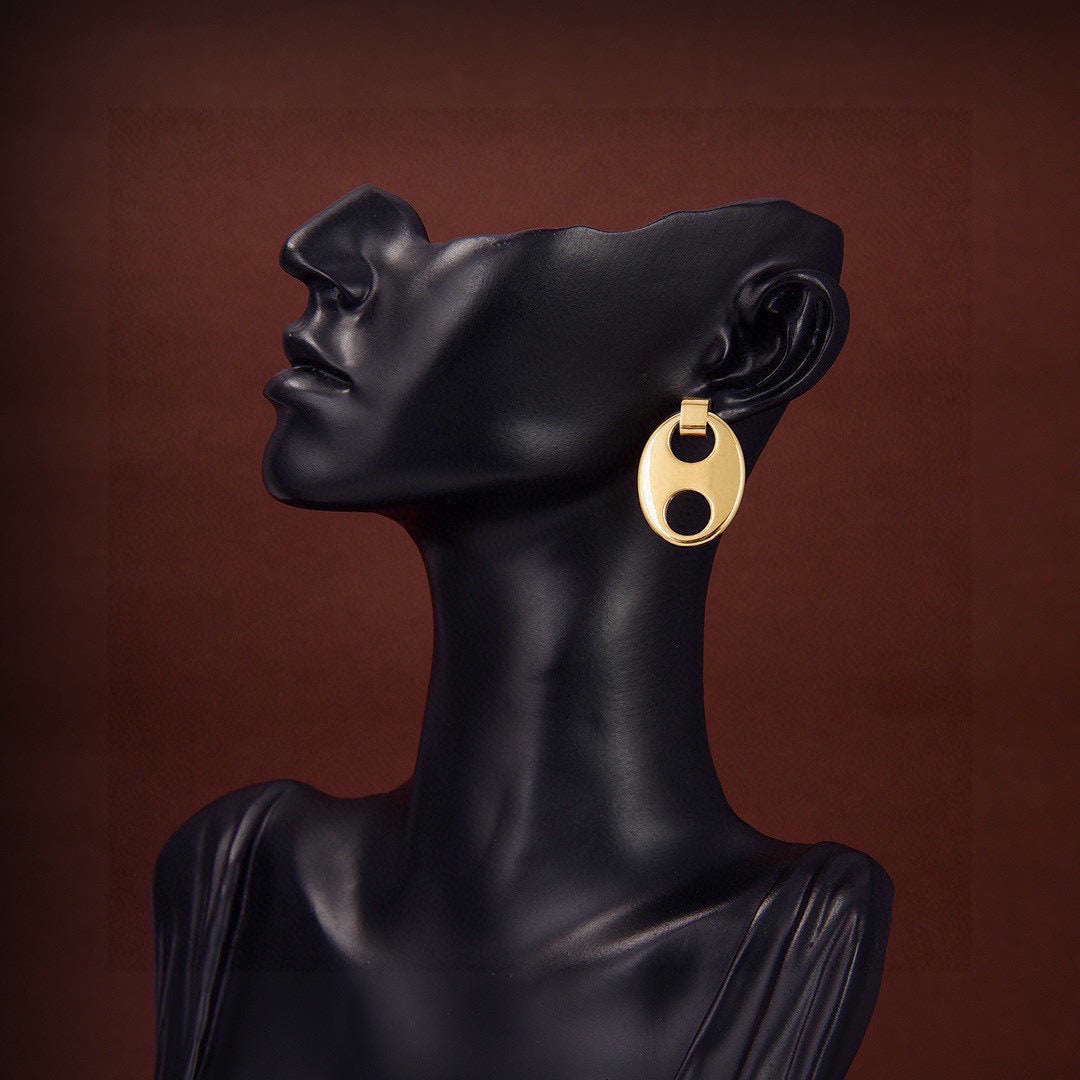 Graphic Emblem Stud Earrings in Gold-Tone – Design 02 close-up detail