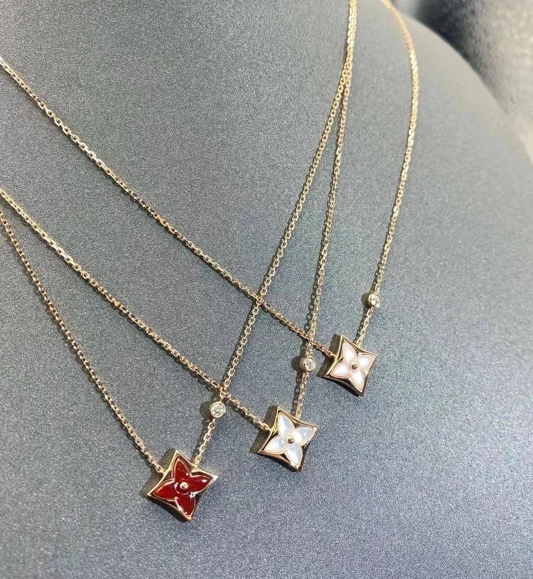 Geometric Emblem Pendant Necklace in Polished Metal-Tone – Design 022 main product view