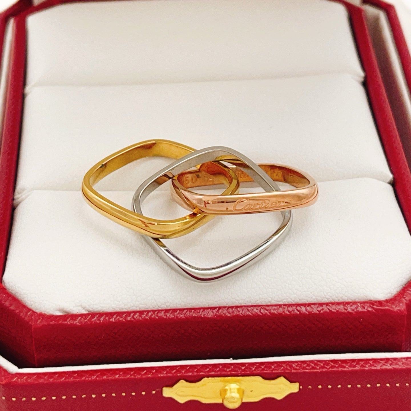 Sculptural Statement Ring in Polished Metal-Tone – Design 03 detail view