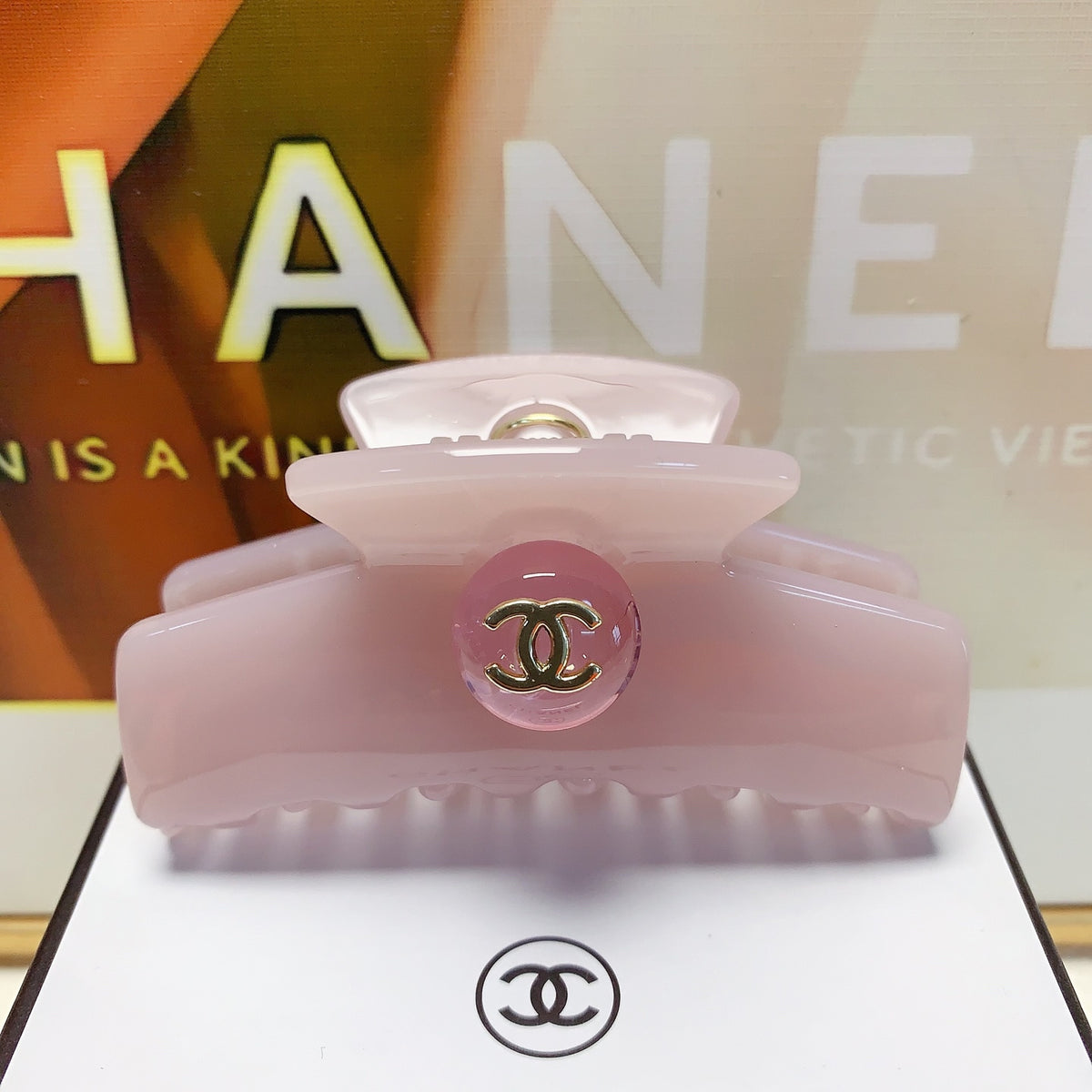 Signature Emblem Hair Clip – Design 001 front product view