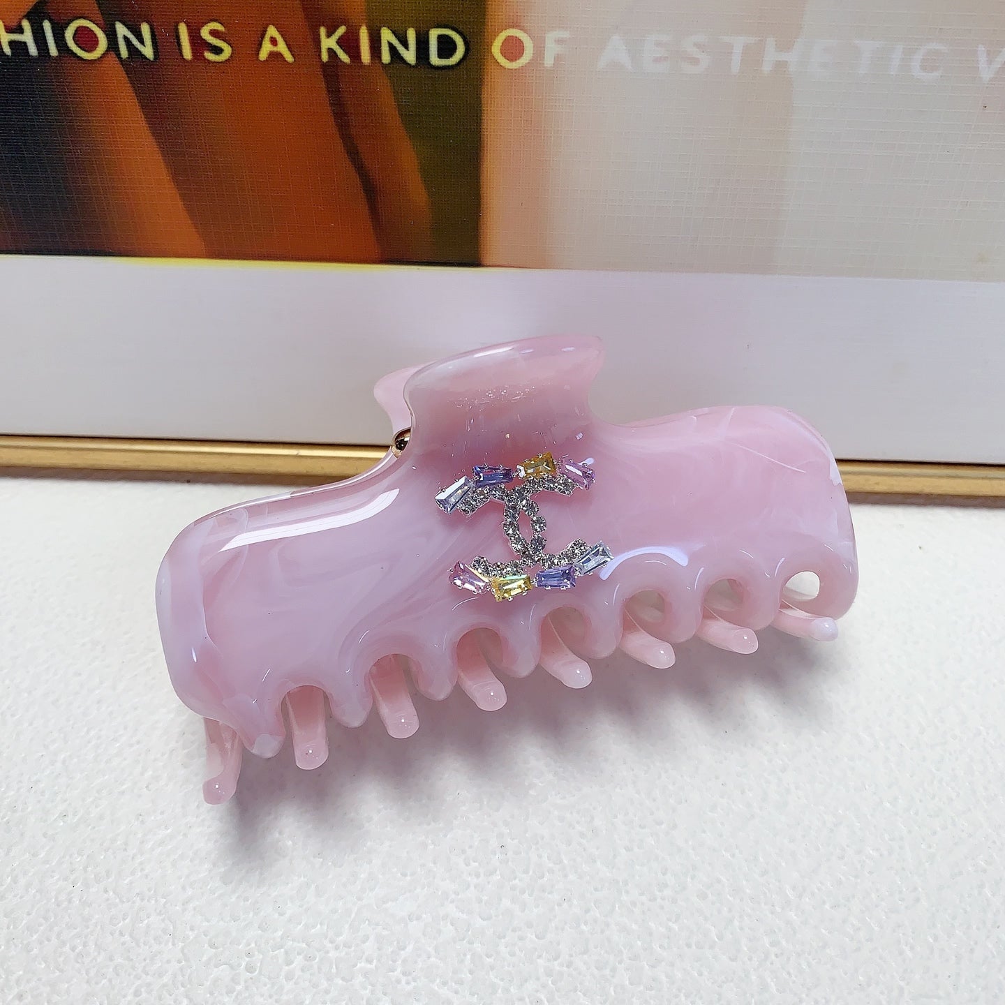 Signature Emblem Hair Clip – Design 004 front product view