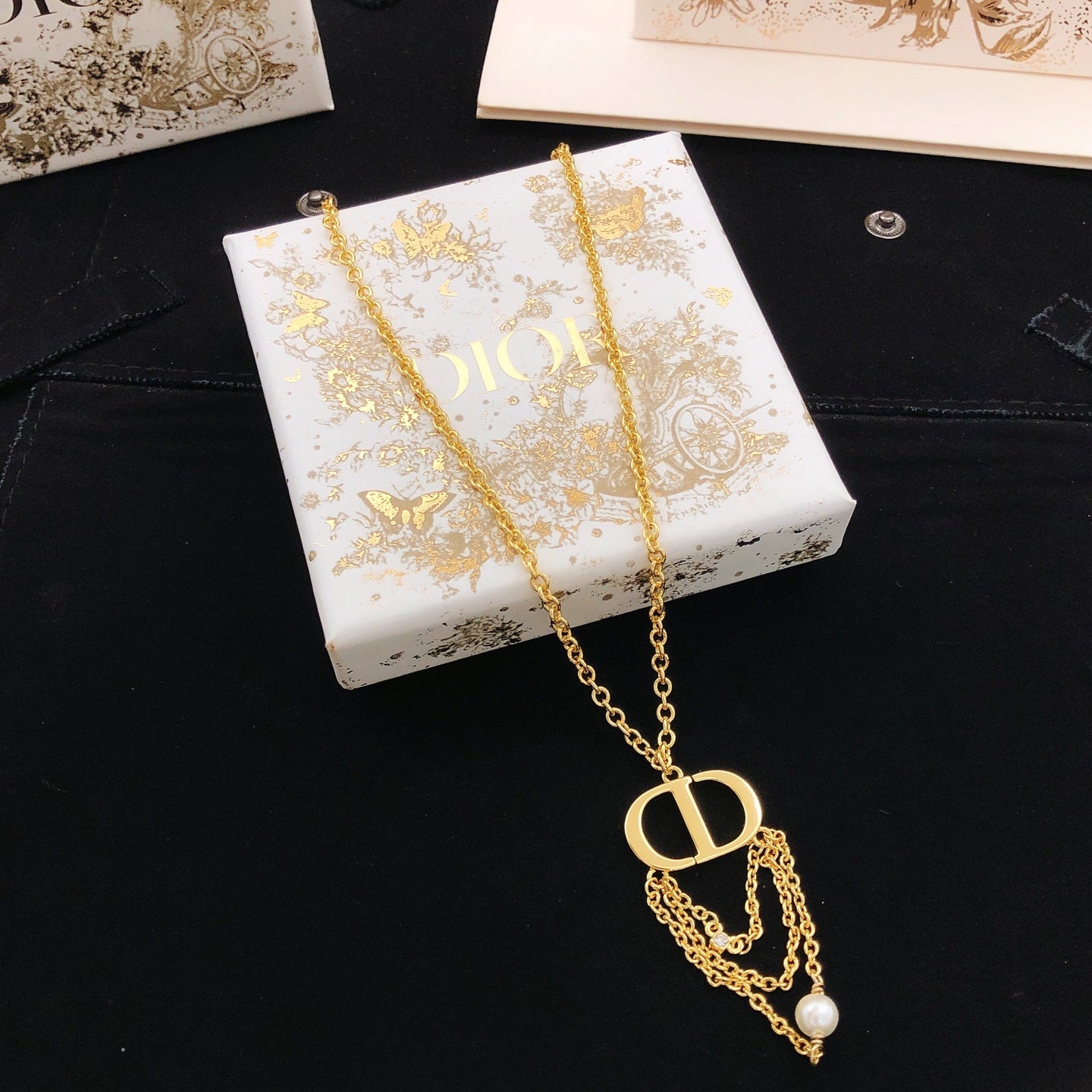 Graphic Letter Motif Pendant Necklace in Polished Metal-Tone – Design 010 main product view