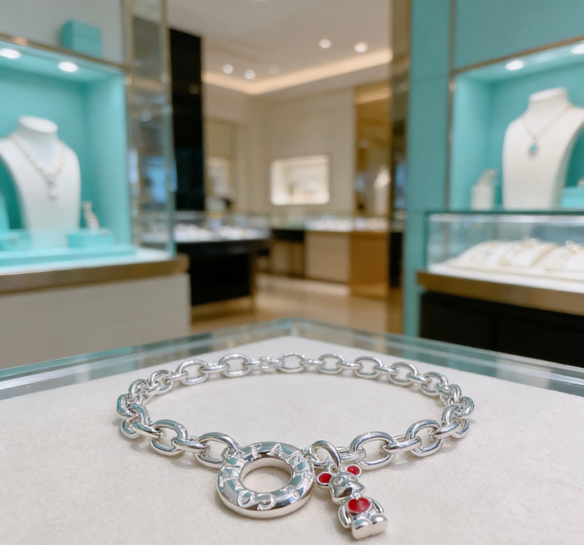 Signature Motif Bracelet in Silver-Tone – Vintage Detail – Design 42 detail view