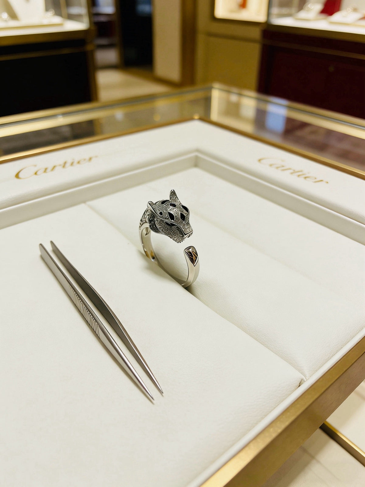 Sculptural Statement Ring in Gold-Tone – Design 08 main product view