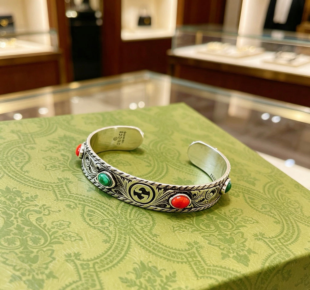 Double-G Emblem Bangle in Polished Metal-Tone – Design 021 main product view