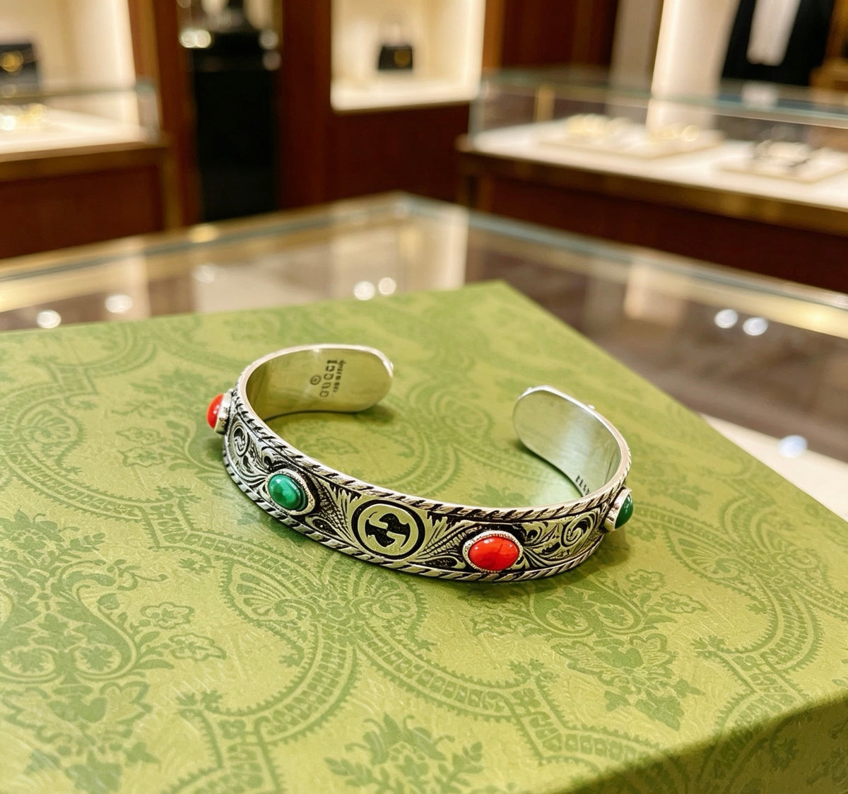 Double-G Emblem Bangle in Polished Metal-Tone – Design 026 main product view