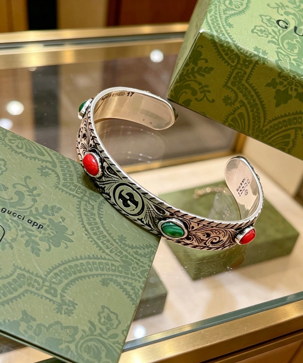 Double-G Emblem Bangle in Polished Metal-Tone – Design 026 front product view