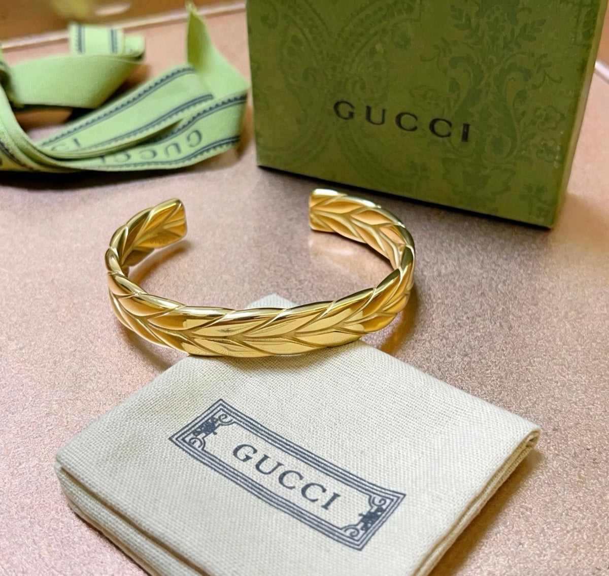 Double-G Emblem Bangle in Gold-Tone – Design 005 front product view
