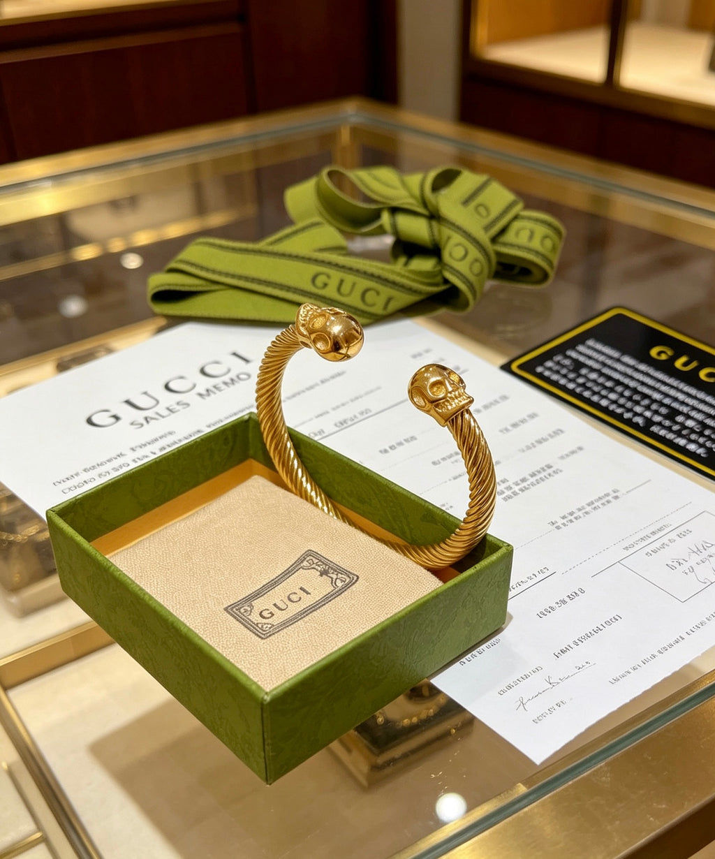Double-G Emblem Bangle in Polished Metal-Tone – Design 019 side detail