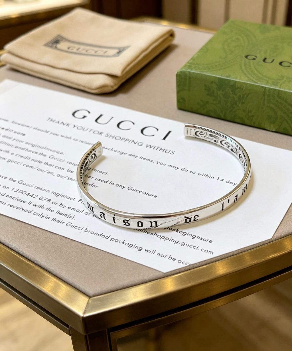 Double-G Emblem Bangle in Silver-Tone – Vintage Detail – Design 004 main product view