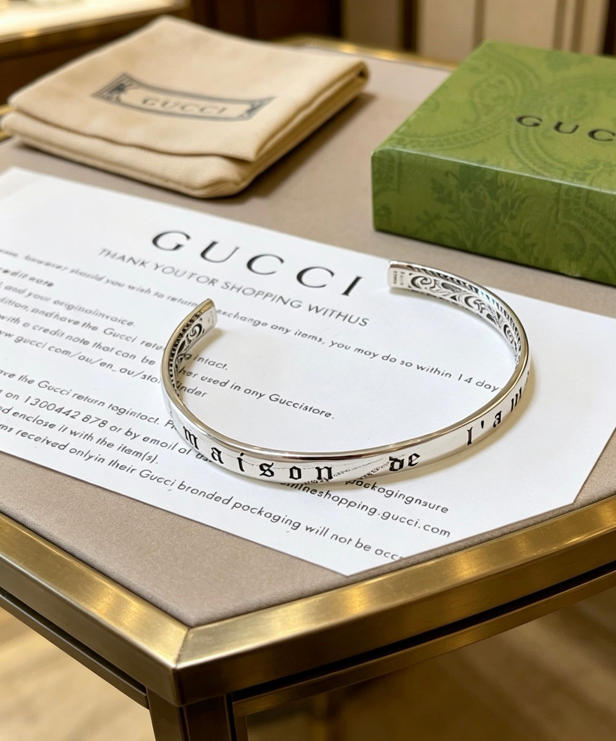 Double-G Emblem Bangle in Silver-Tone – Vintage Detail – Design 010 main product view
