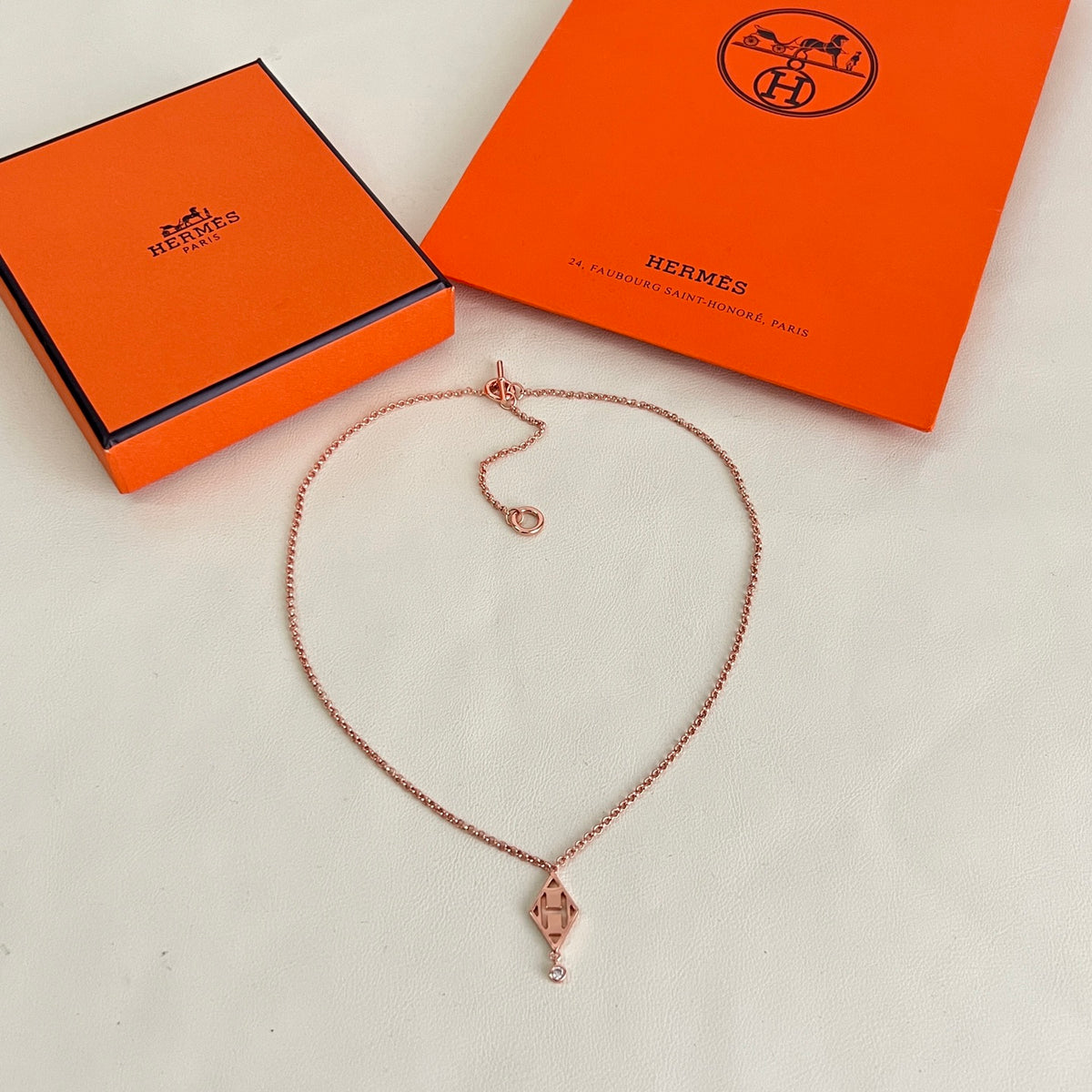 Toggle Pendant Necklace in Polished Metal-Tone – Toggle Detail – Design 025 front product view