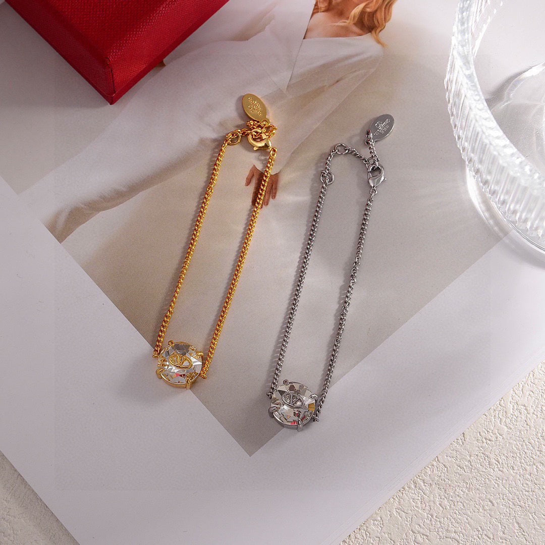 Signature Emblem Bracelet in Gold-Tone – Design 04 main product view