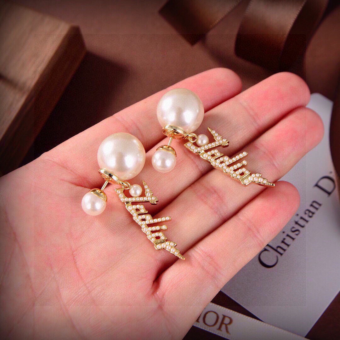 Pearl-Style Motif Statement Earrings in Polished Metal-Tone with Pearl-Style Detail – Design 003 main product view