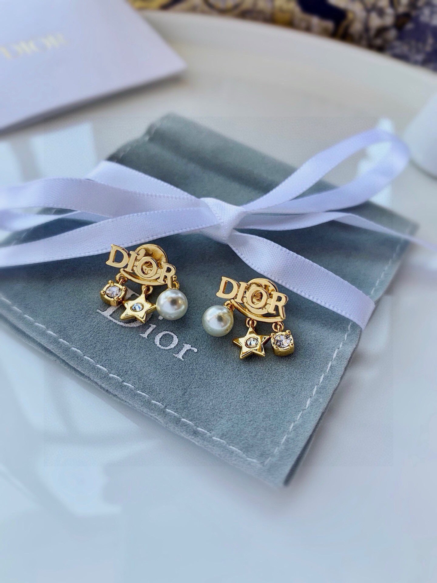 Pearl-Style Motif Statement Earrings in Polished Metal-Tone with Pearl-Style Detail – Design 002 front view