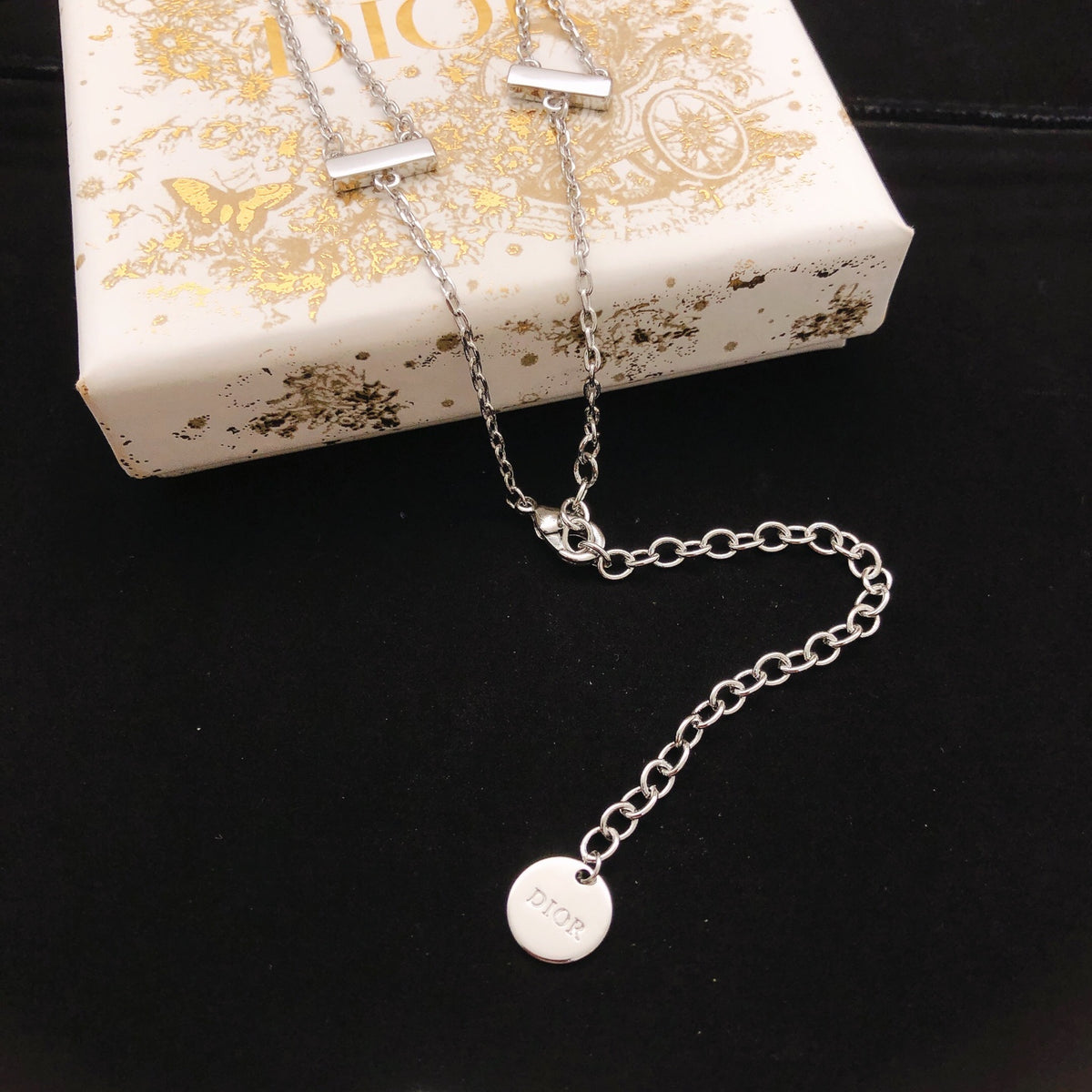 Pearl-Style Motif Pendant Necklace in Polished Metal-Tone with Pearl-Style Detail – Design 013 front view