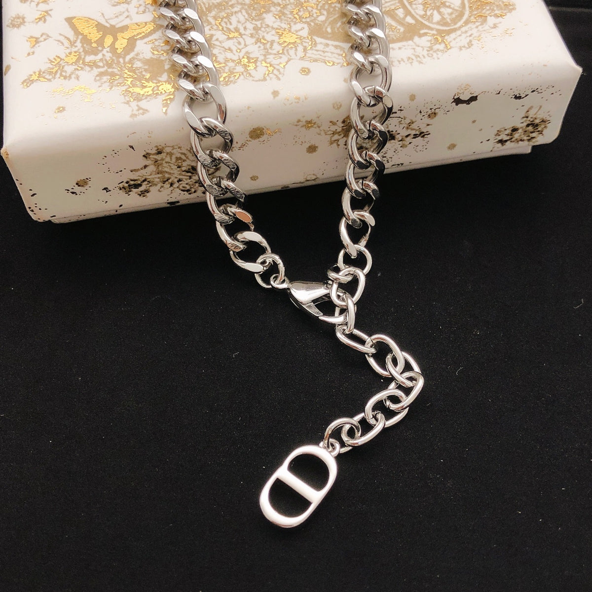 Graphic Letter Motif Pendant Necklace in Silver-Tone – Design 003 detail view