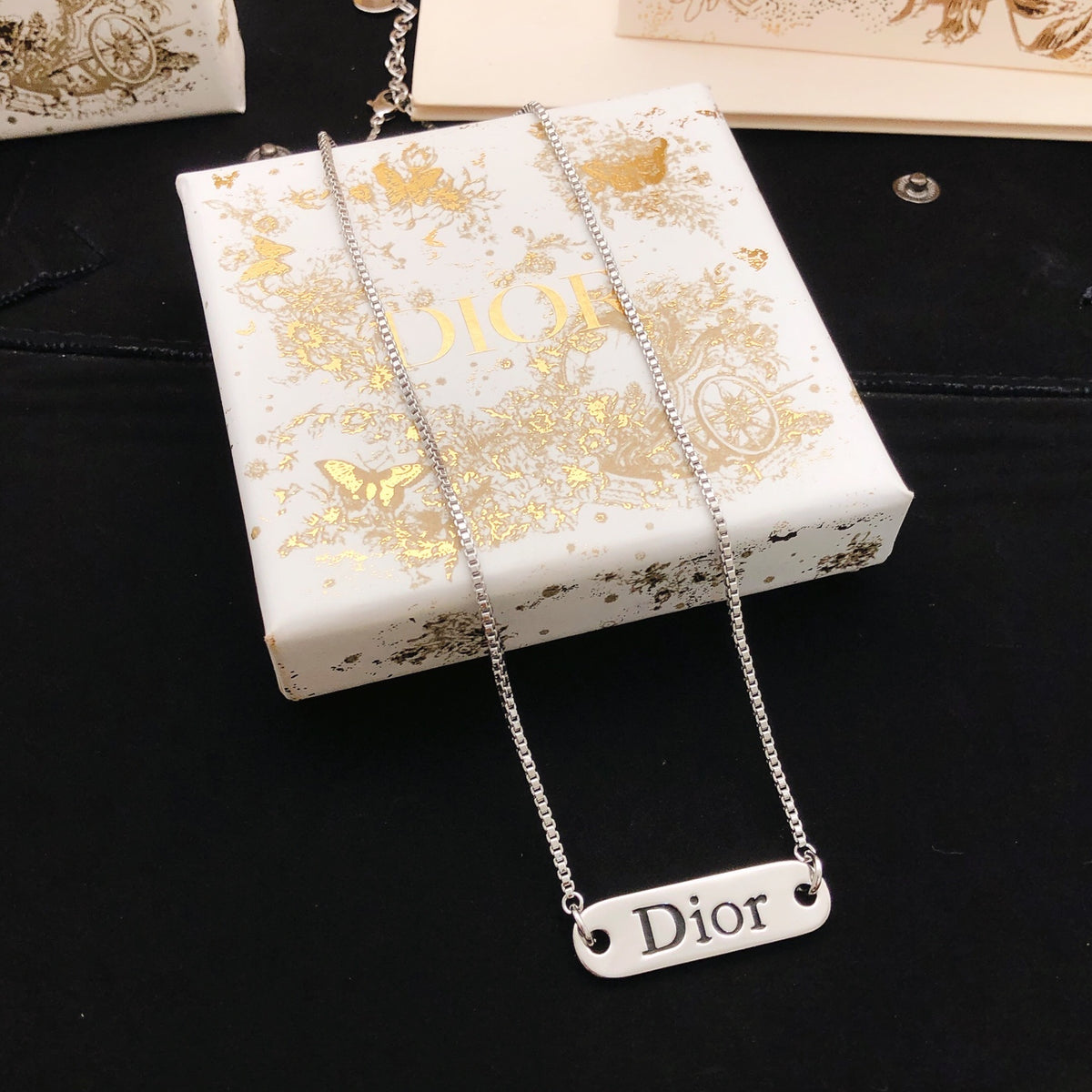 Sculptural Pendant Necklace in Polished Metal-Tone – Design 024 main product view