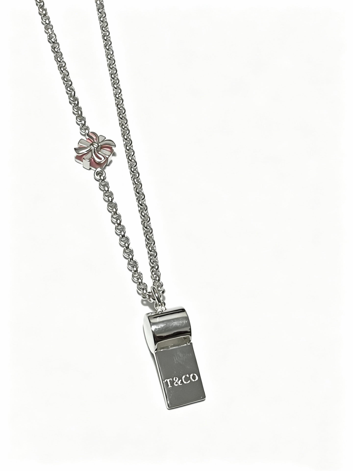 Signature Motif Pendant Necklace in Silver-Tone – Vintage Detail – Design 14 detail view