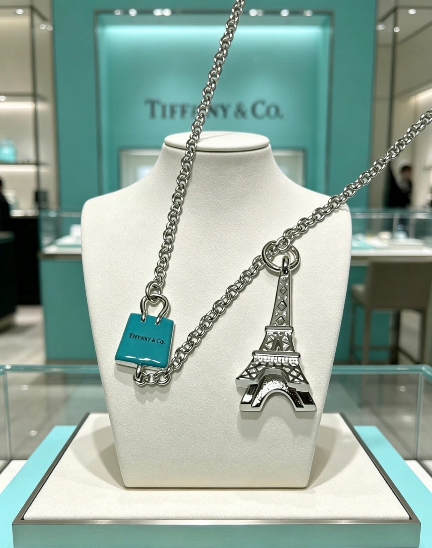 Signature Motif Pendant Necklace in Silver-Tone – Vintage Detail – Design 11 main product view