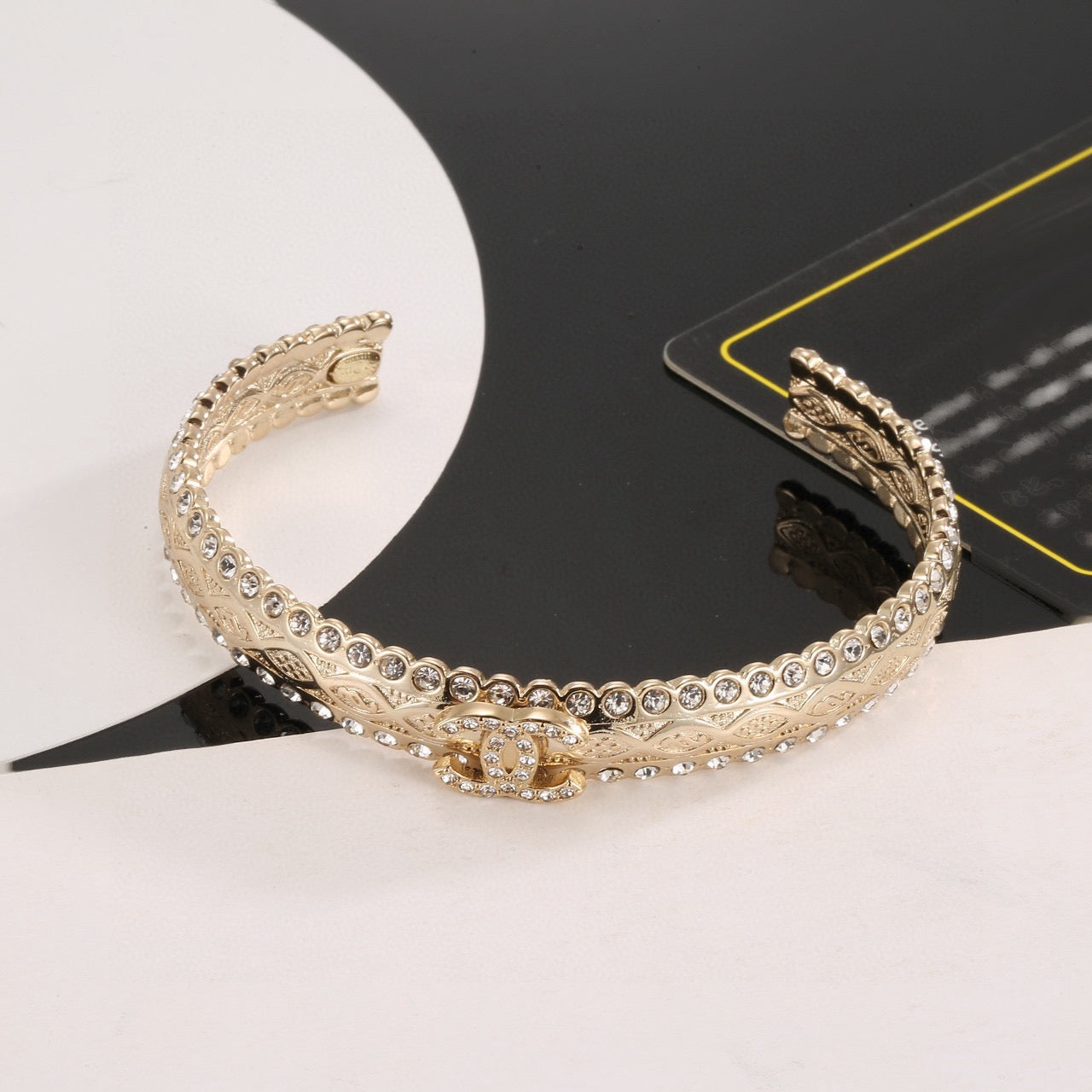 Pearl Bangle in Polished Metal-Tone – Pearl Detail – Design 004 main product view
