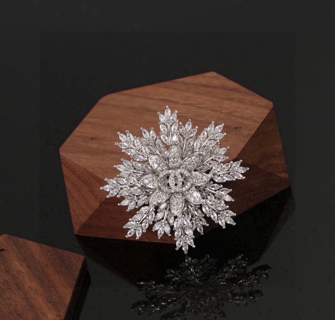 Double-C Emblem Brooch in Polished Metal-Tone – Design 035 styled product view