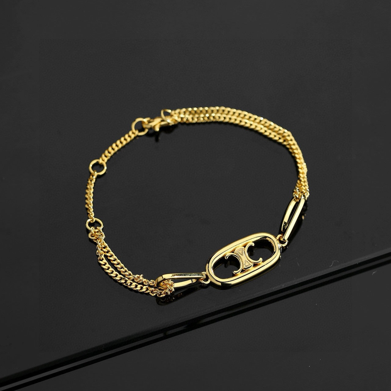 Triomphe-Inspired Emblem Chain Jewelry – Design 02 styled detail