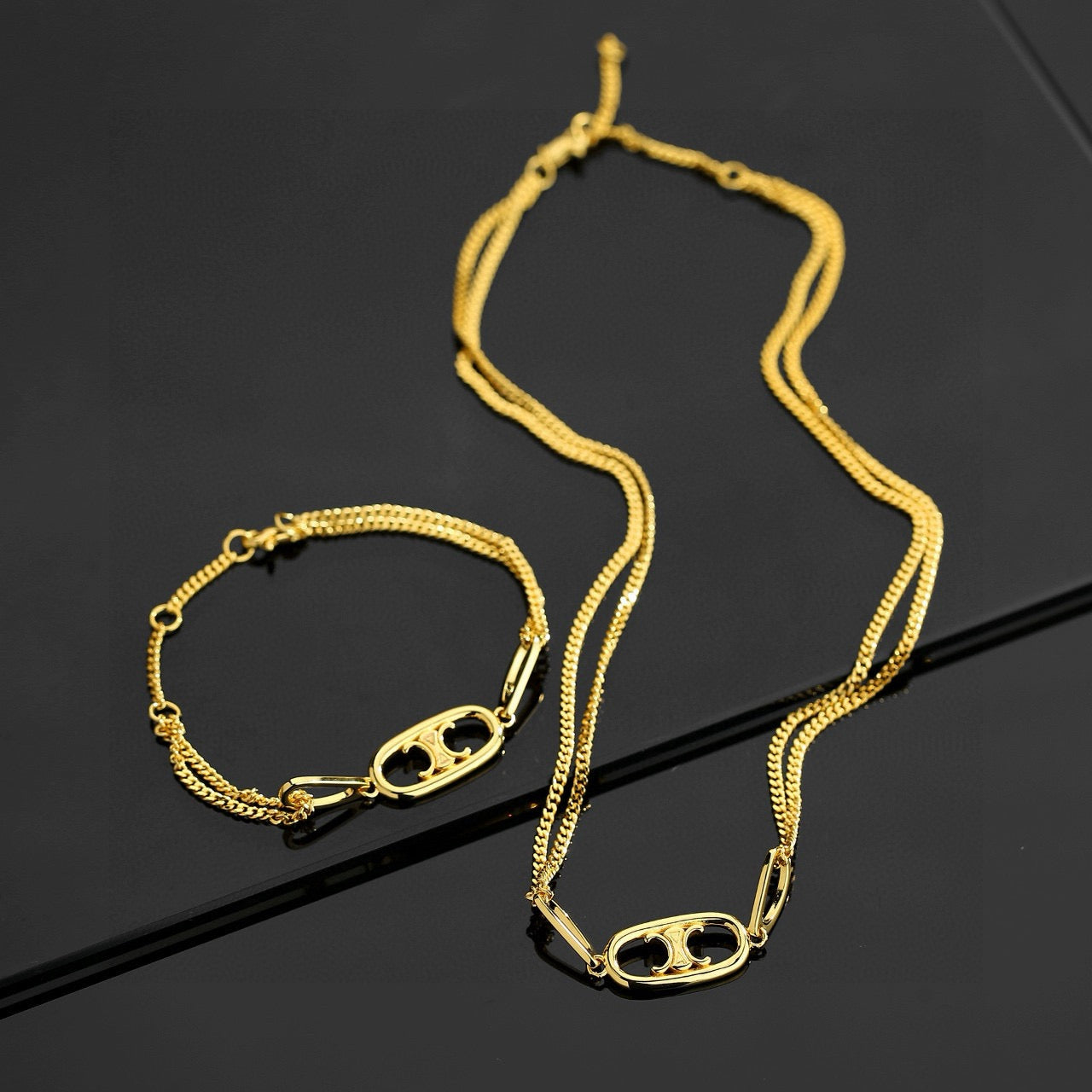 Triomphe-Inspired Emblem Chain Jewelry – Design 01 main product view