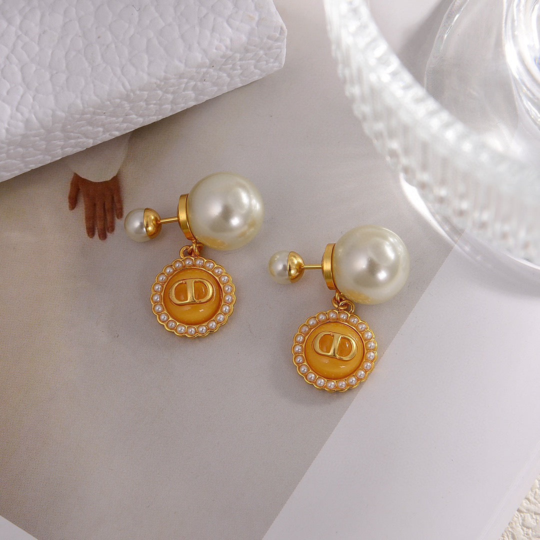Sculptural Stud Earrings in Polished Metal-Tone – Design 009 detail view