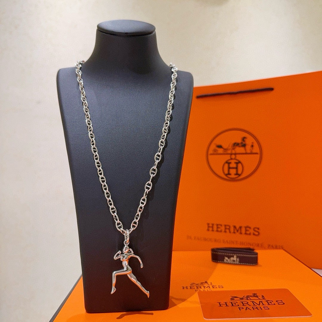 Toggle Pendant Necklace in Polished Metal-Tone – Toggle Detail – Design 024 main product view