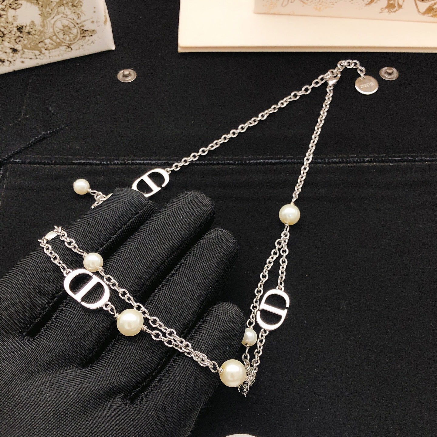 Pearl-Style Motif Pendant Necklace in Silver-Tone with Pearl-Style Detail – Design 004 side detail