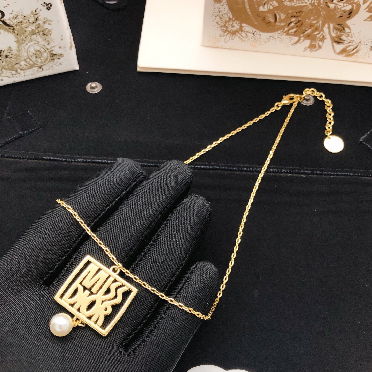 Pearl-Style Motif Pendant Necklace in Polished Metal-Tone with Pearl-Style Detail – Design 018 side detail