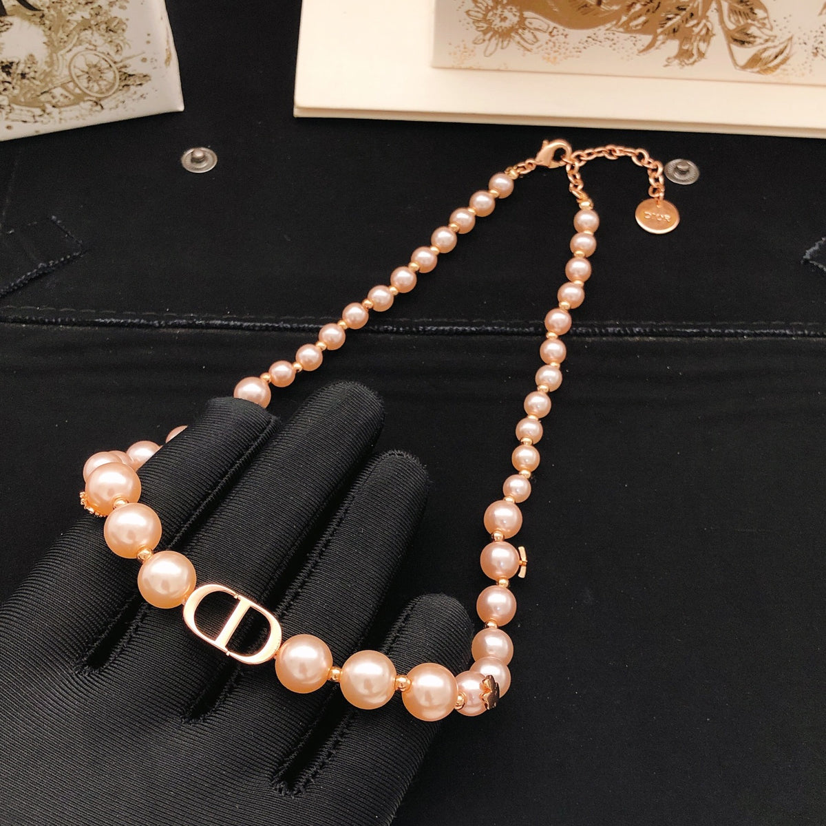Floral Motif Pendant Necklace in Rose-Gold-Tone with Crystal-Style Accents – Design 004 detail view