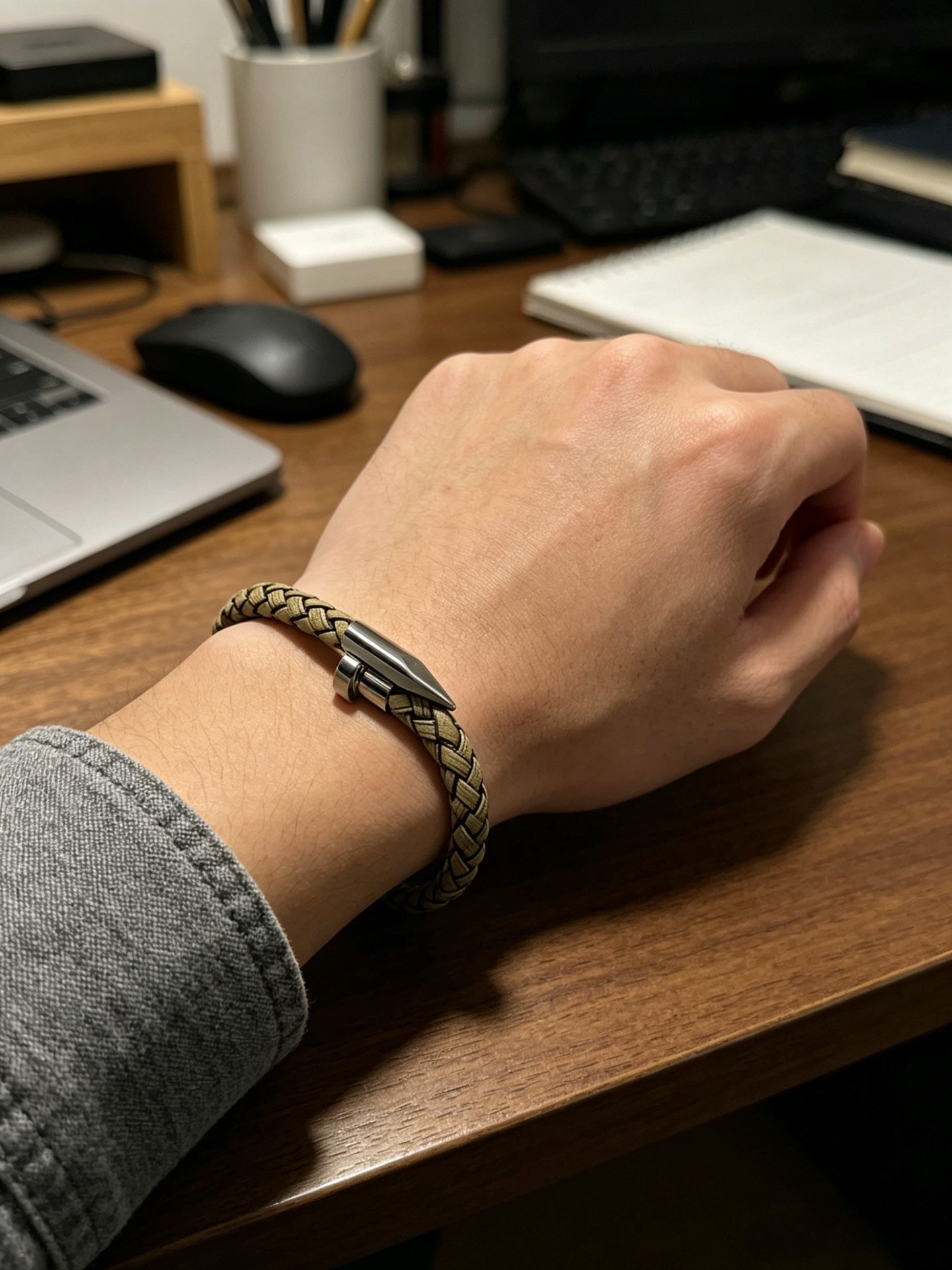 Sculptural Statement Bracelet in Gold-Tone – Design 120 close-up detail
