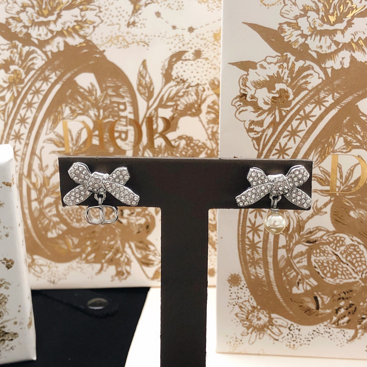 Bow & Butterfly Motif Stud Earrings in Polished Metal-Tone – Design 008 main product view