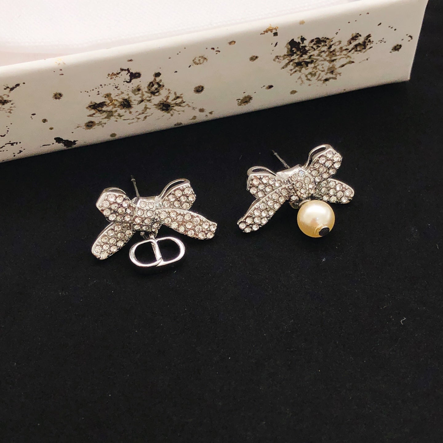 Bow & Butterfly Motif Stud Earrings in Polished Metal-Tone – Design 008 side detail