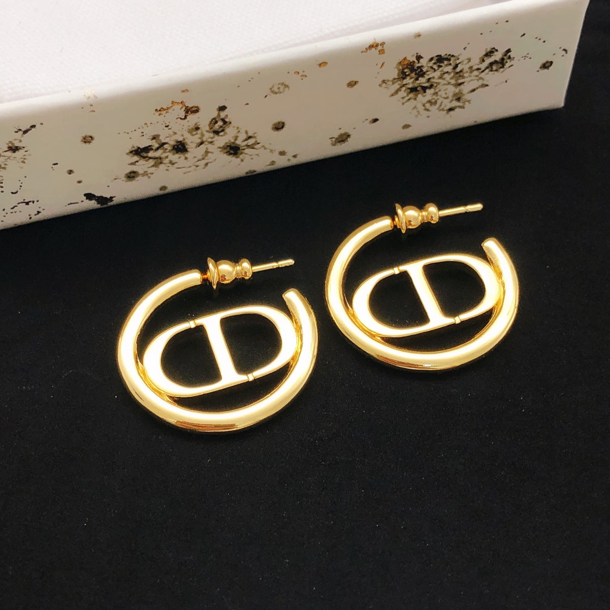 Sculptural Statement Earrings in Polished Metal-Tone – Design 002 side detail