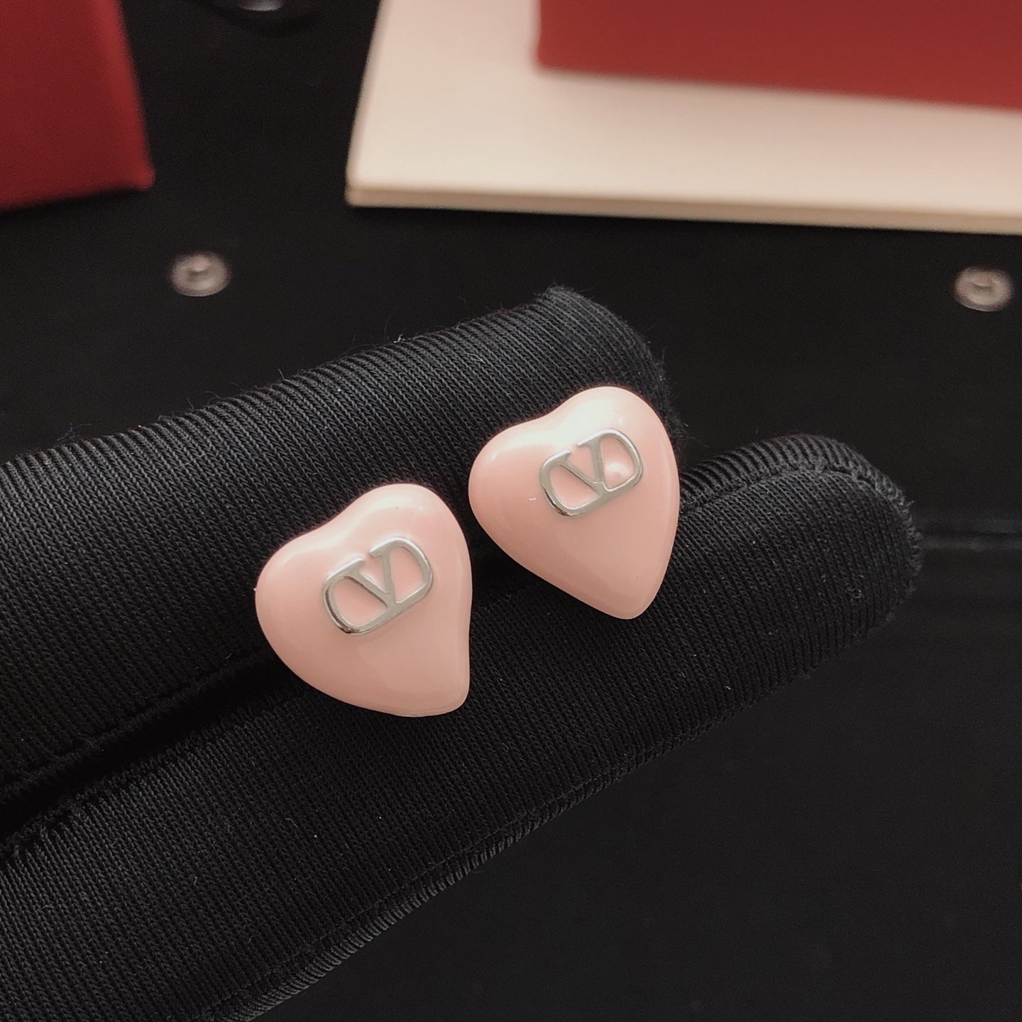 Heart Stud Earrings in Gold-Tone – Pink main product view