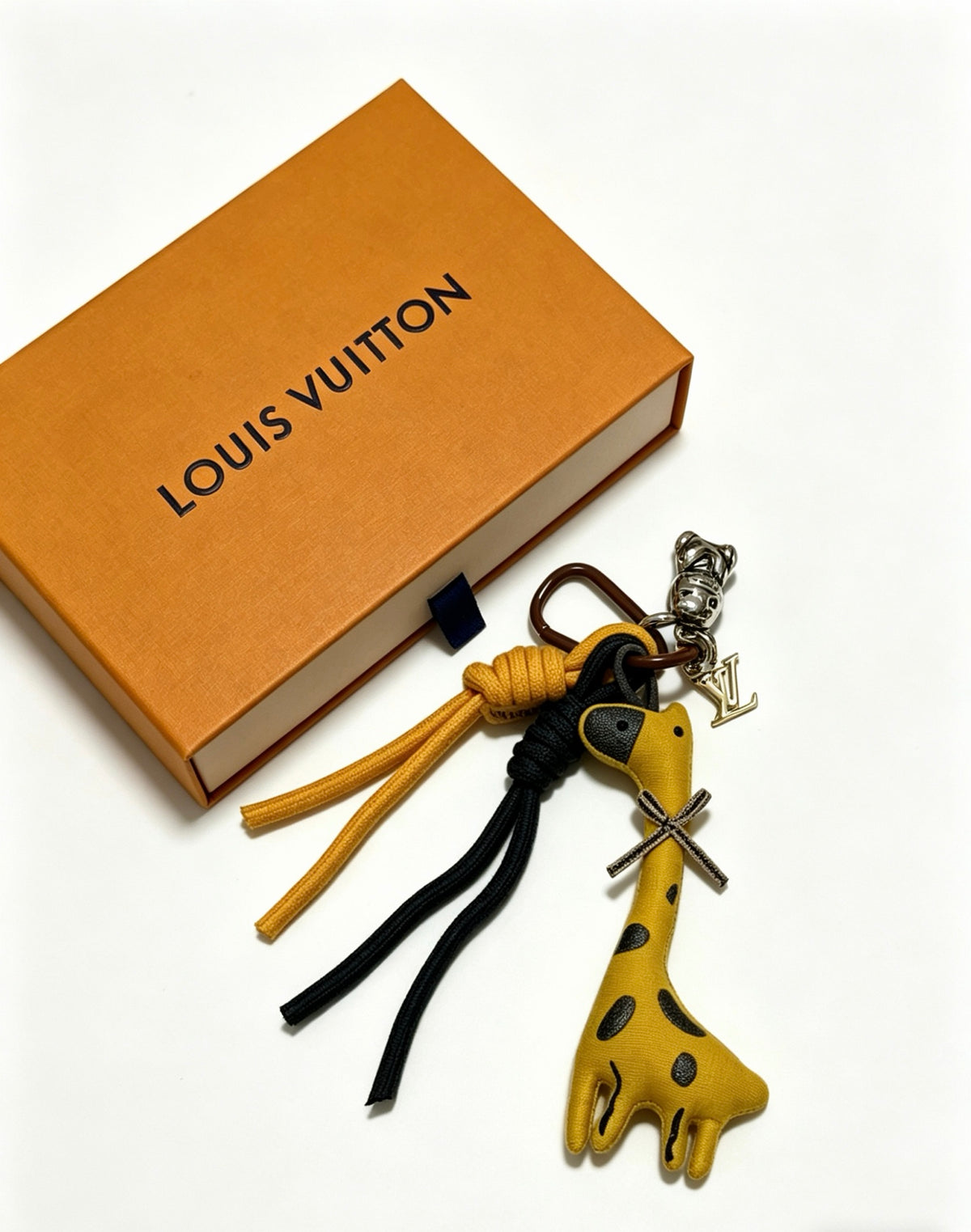 Bag Motif Keychain – Bag Detail – Design 064 front product view