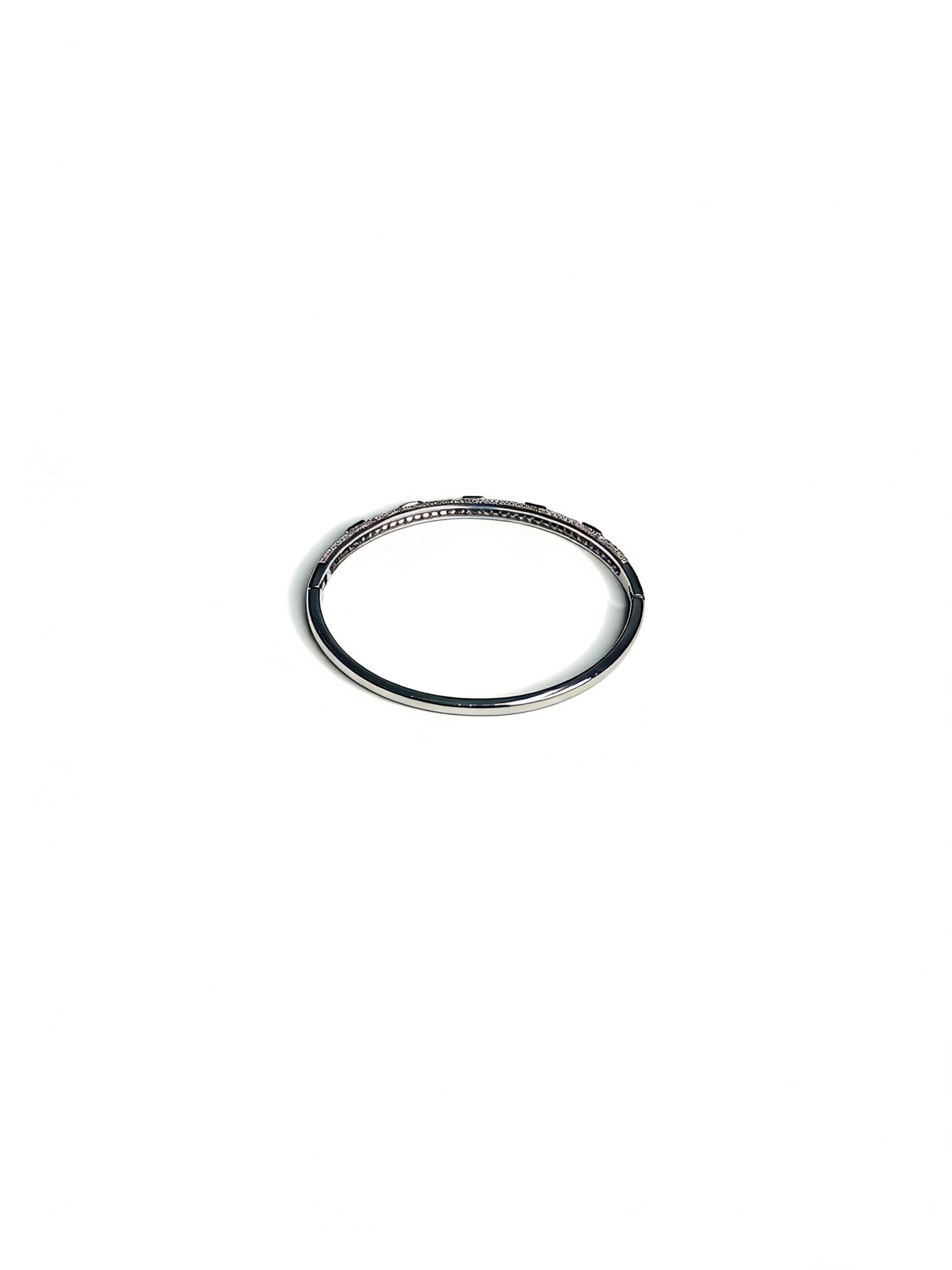 Sculptural Statement Bracelet in Gold-Tone – Design 136 front view
