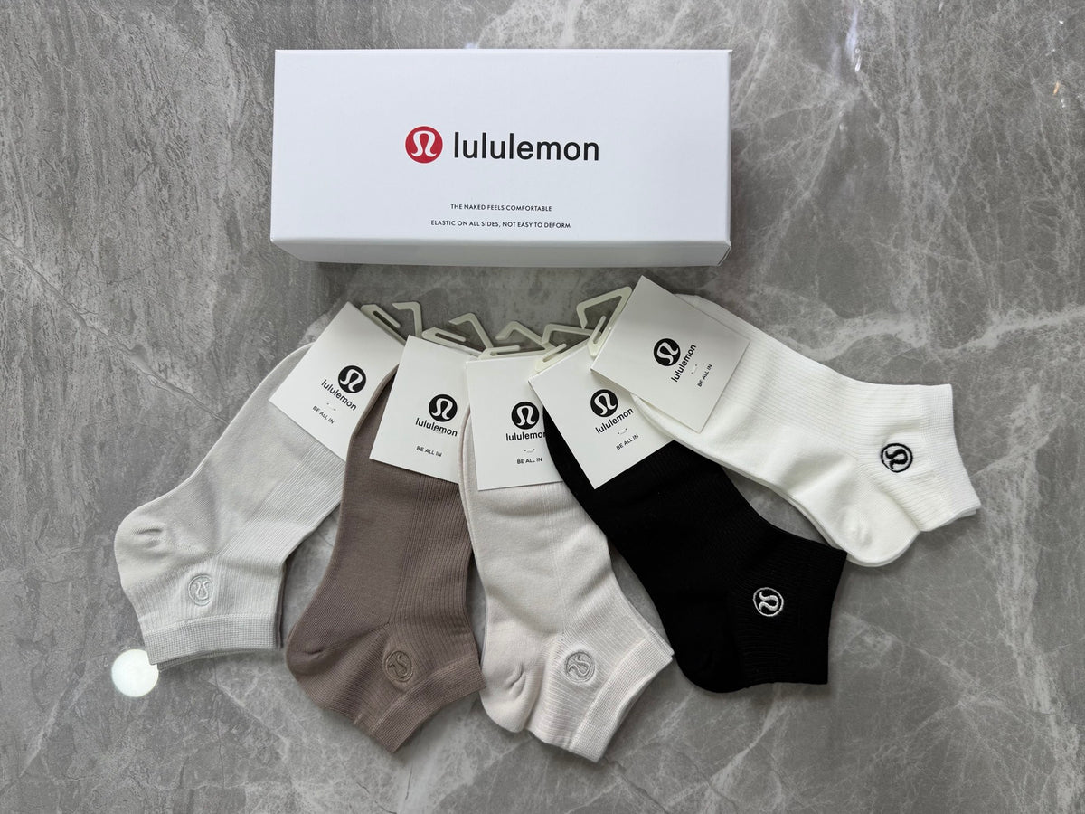 Lululemon Clean Logo Details Ankle Socks - 5-Pair Set