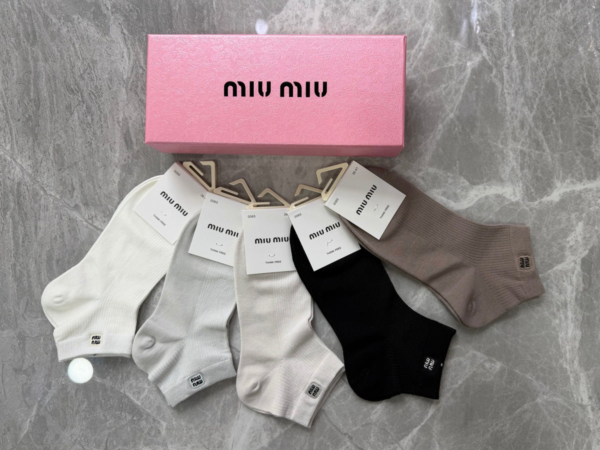 Miu Miu Clean Wordmark Details Ankle Socks - 5-Pair Set